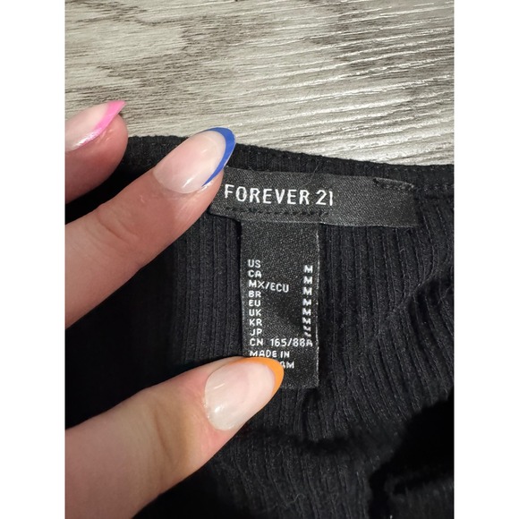 Forever 21 Black Rhinestone Ribbed Tank Top Sleeveless Crop Top Womens Medium - Picture 2 of 3